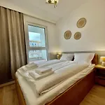 Perla Baltyku - Jacuzzi, Sauny, Sala Zabaw, Bilard, Garaz, Do Plazy 400m Jastrzębia Góra