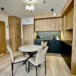 Perla Baltyku - Jacuzzi, Sauny, Sala Zabaw, Bilard, Garaz, Do Plazy 400m Διαμέρισμα Jastrzębia Góra