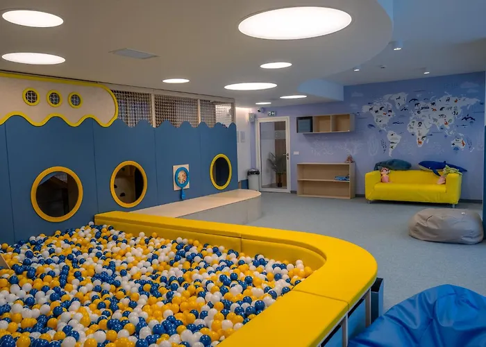 Perla Baltyku - Jacuzzi, Sauny, Sala Zabaw, Bilard, Garaz, Do Plazy 400m * Jastrzębia Góra